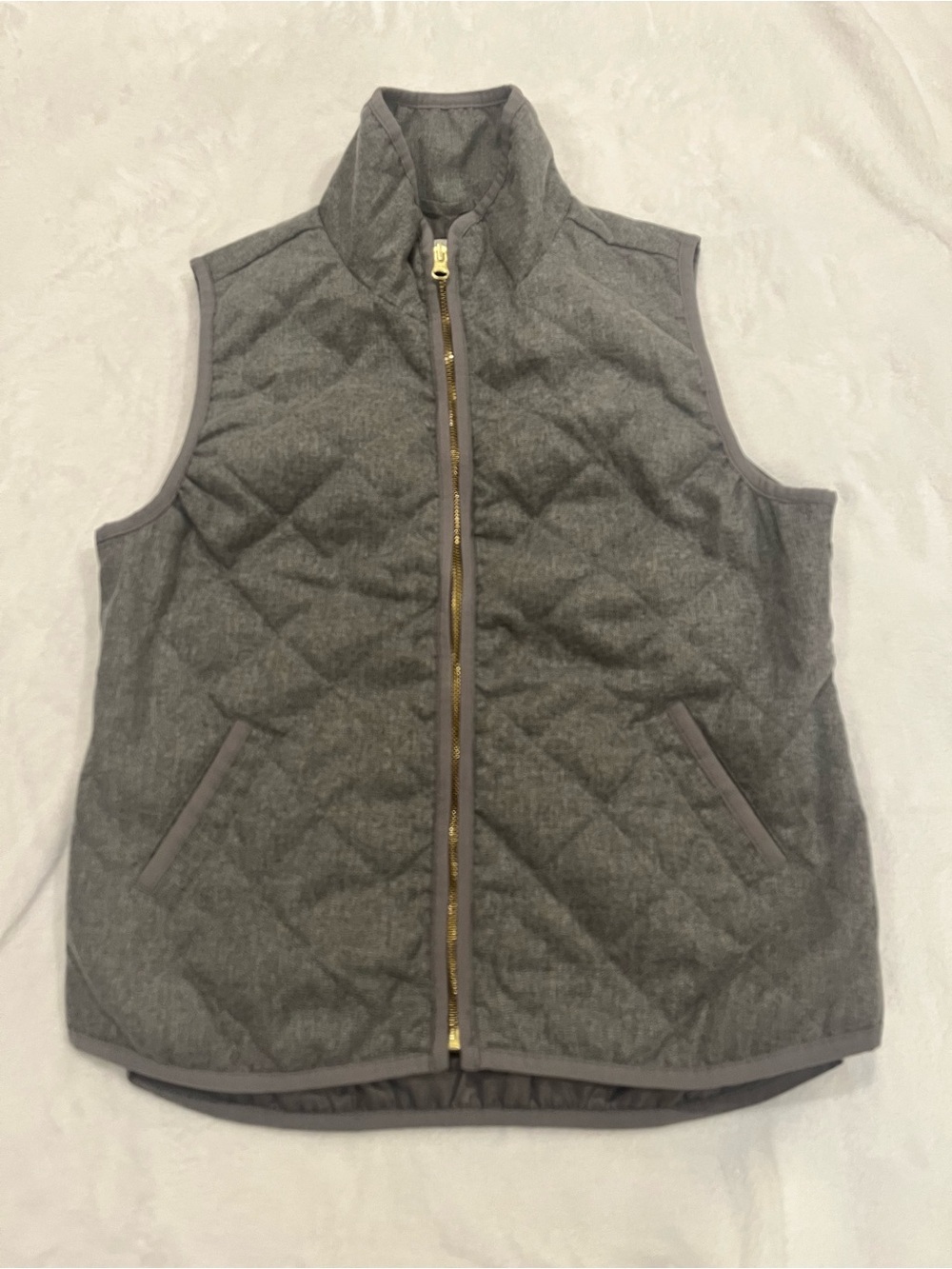 Old Navy Quilted Herringbone Vest - XS Petite